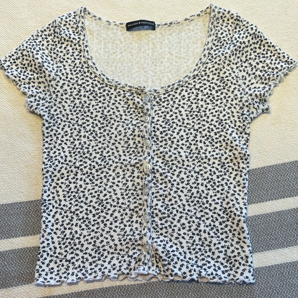 Brandy Melville floral tee